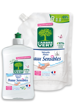 L'ARBRE VERT - Recharges Lessive Liquide Parfum Brise Hivernale -  Hypoallergénique - Sans Allergènes - 33 Lavages - 1,5 L - Ecolabel Européen  